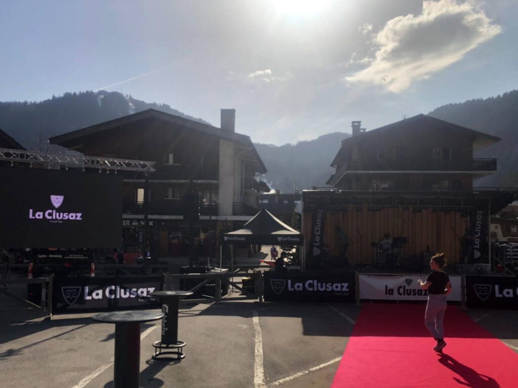 sitewebretourdeschampionsLCZtechandlive2jpg_6295353372225.jpg