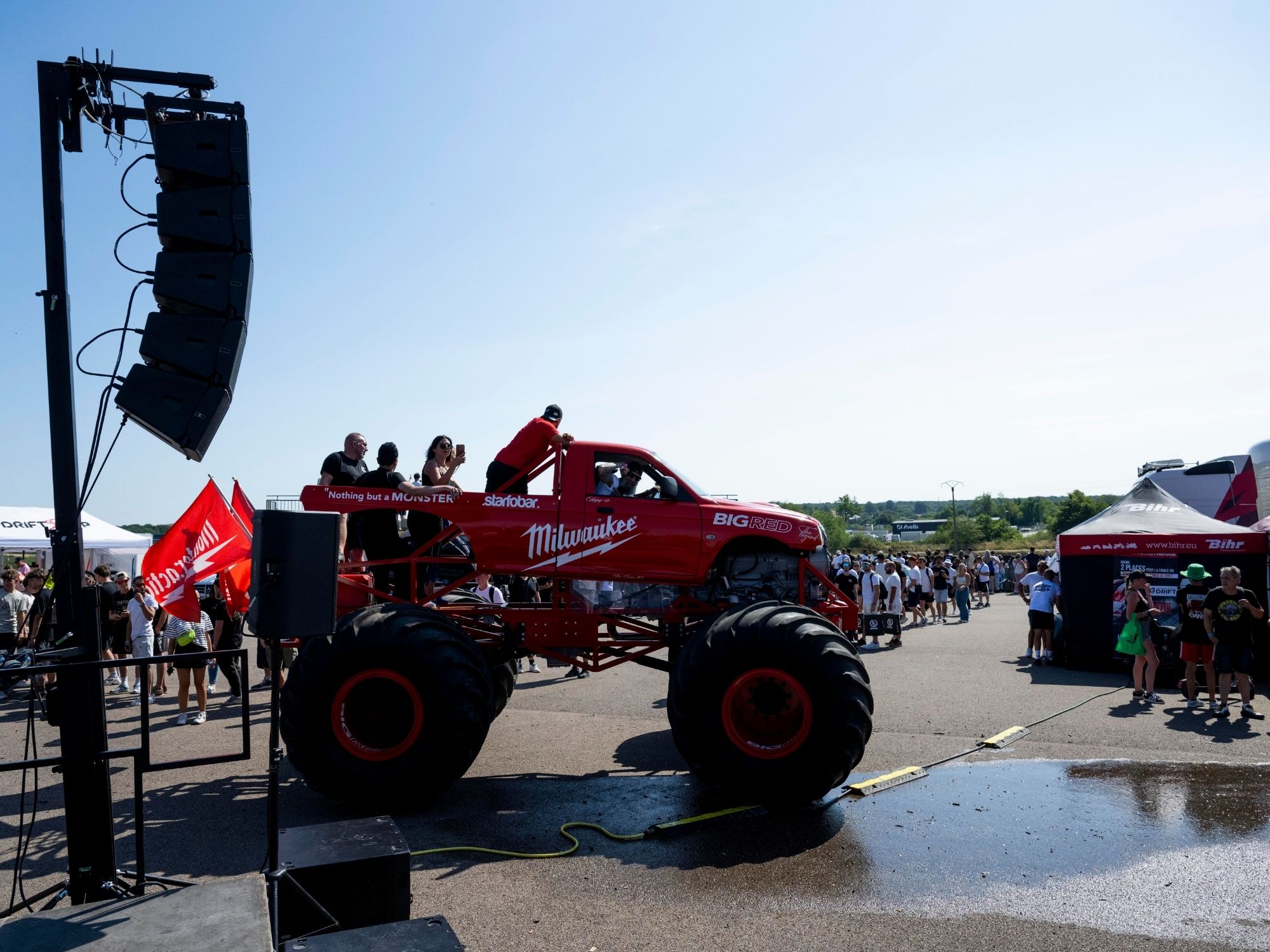 Starfobar 2025 : scène et sonorisation au circuit Vaison Piste à Torcy (71)
